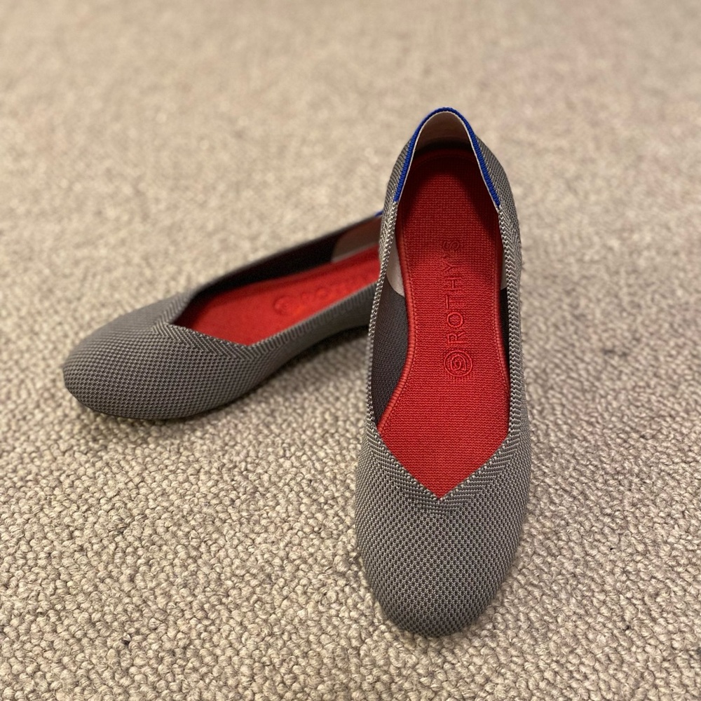 Rothy’s Flats in Charcoal w Original Red Insoles